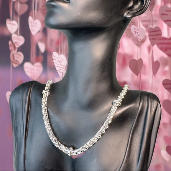 Lauren Ralph Lauren Jewelry - Lauren Ralph Lauren Silver Tone 18” Byzantine Toggle Necklace